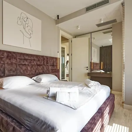 Luxurious Central * Τίρανα
